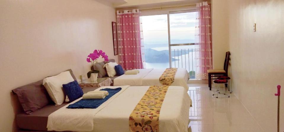 Smdc Tagaytay Taal Lake Condo Cook Netflix No Balcony No Free Parking Tagaytay City Kültér fotó