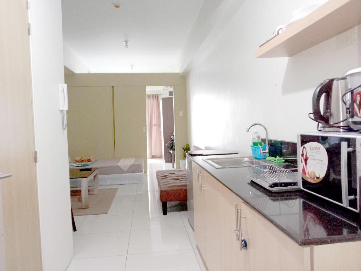 Smdc Tagaytay Taal Lake Condo Cook Netflix No Balcony No Free Parking Tagaytay City Kültér fotó