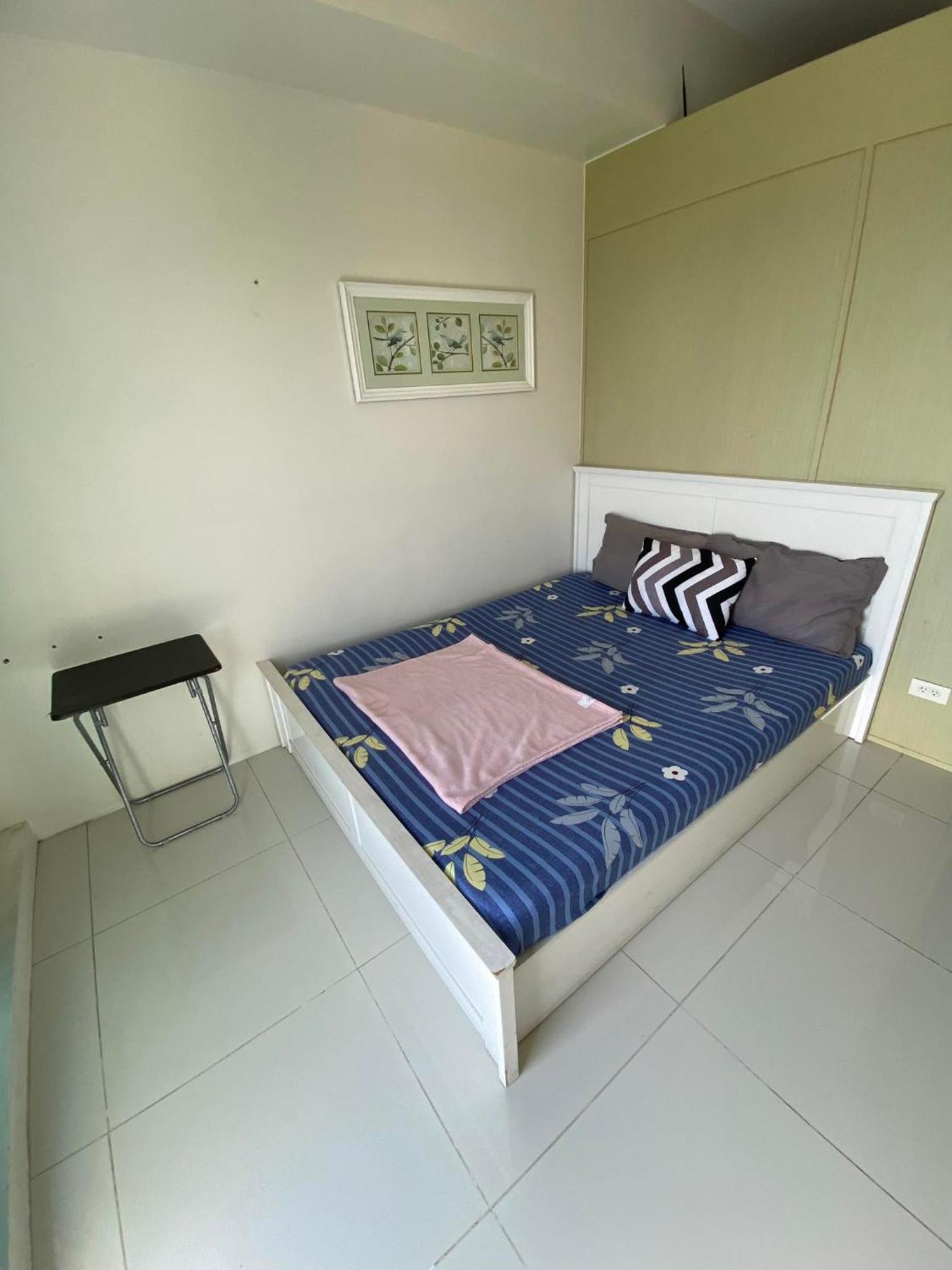 Smdc Tagaytay Taal Lake Condo Cook Netflix No Balcony No Free Parking Tagaytay City Kültér fotó