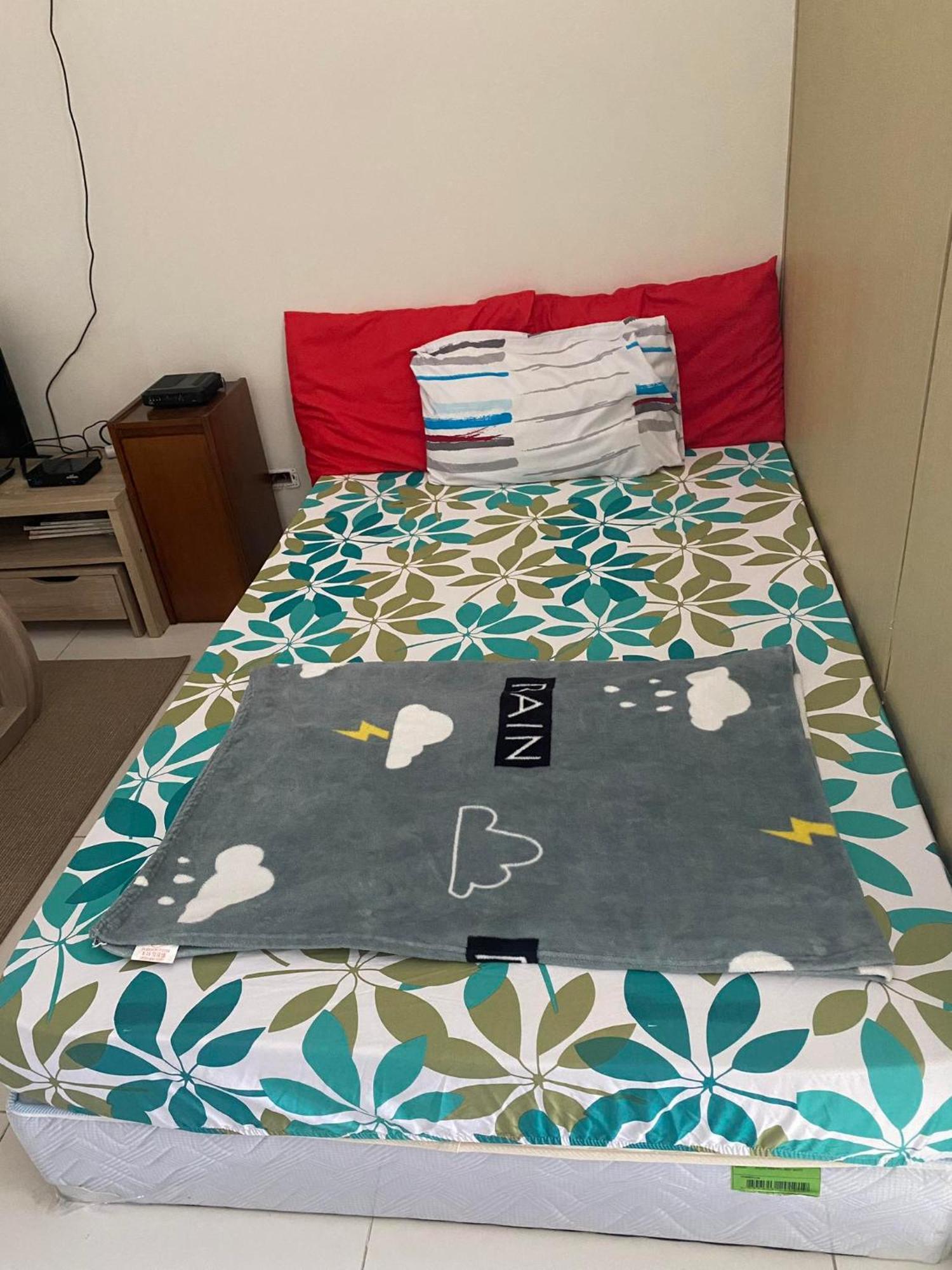 Smdc Tagaytay Taal Lake Condo Cook Netflix No Balcony No Free Parking Tagaytay City Kültér fotó
