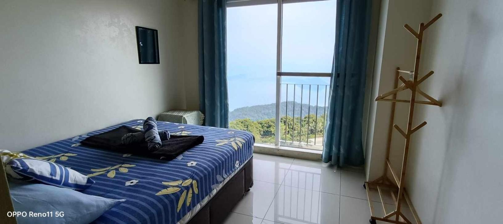 Smdc Tagaytay Taal Lake Condo Cook Netflix No Balcony No Free Parking Tagaytay City Kültér fotó