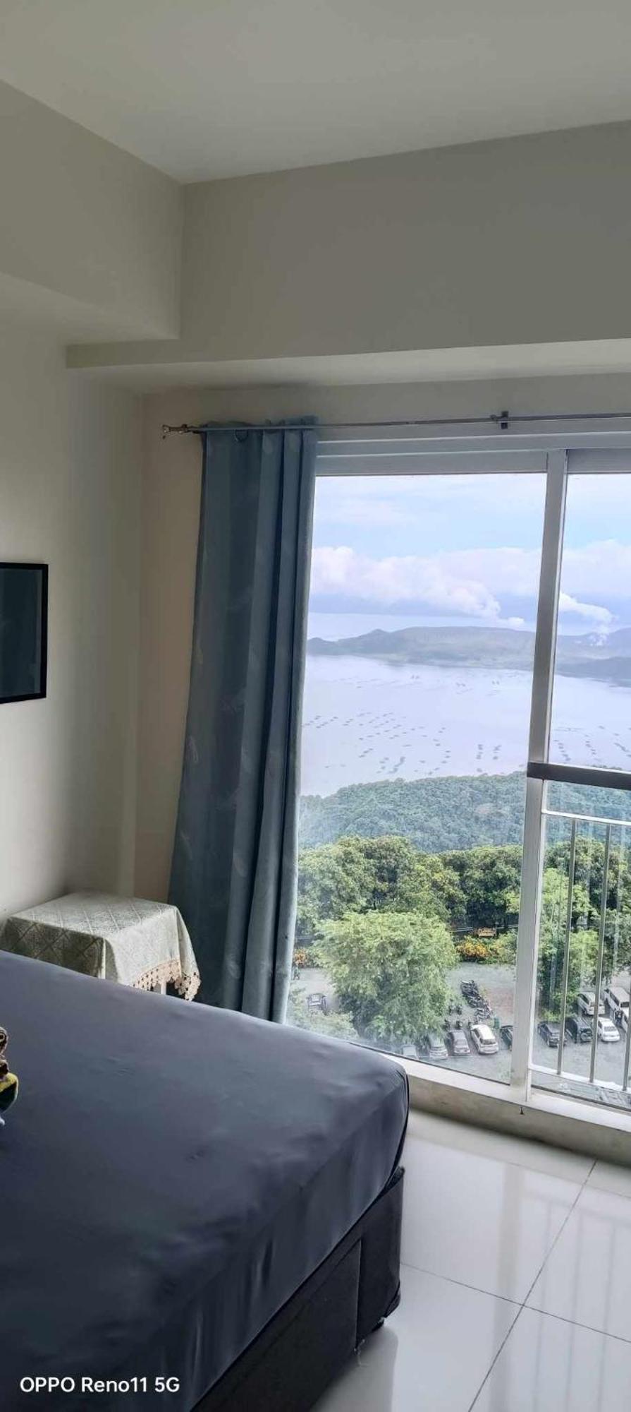 Smdc Tagaytay Taal Lake Condo Cook Netflix No Balcony No Free Parking Tagaytay City Kültér fotó